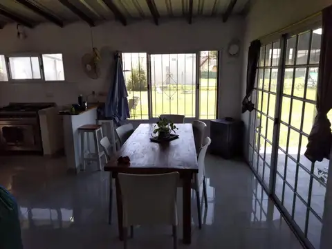 Casa en Venta con 5 cocheras