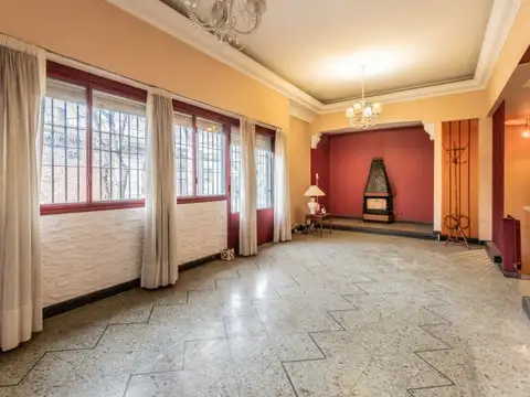 Depto Tipo Casa 3 ambientes con 2 baños