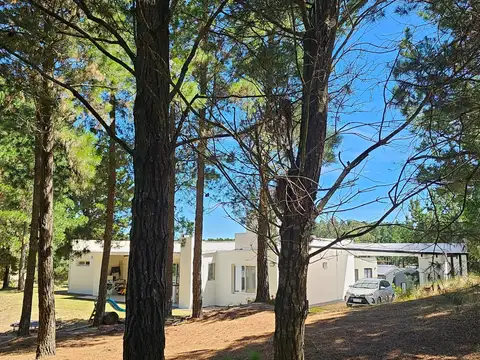 Casa en Venta en Barrio Senderos 1, USD 249.000