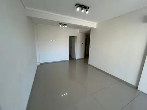 Departamento en Alquiler en Avellaneda, $ 750.000