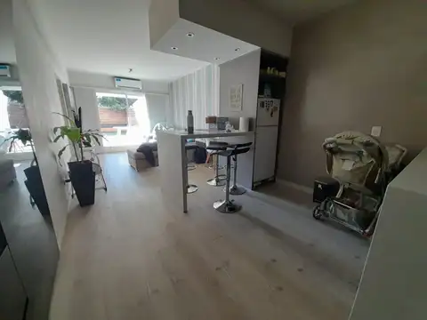 Membrillar 74 , Piso 1