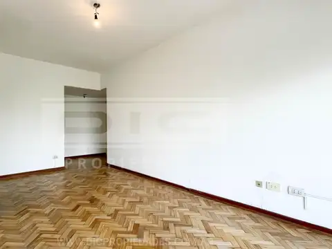 Departamento en Venta en Olivos Vias/Maipu, USD 125.000