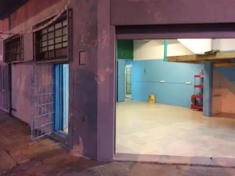 Local en Venta en Villa Lynch, USD 32.000