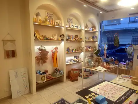 Local en Venta Via Púb.