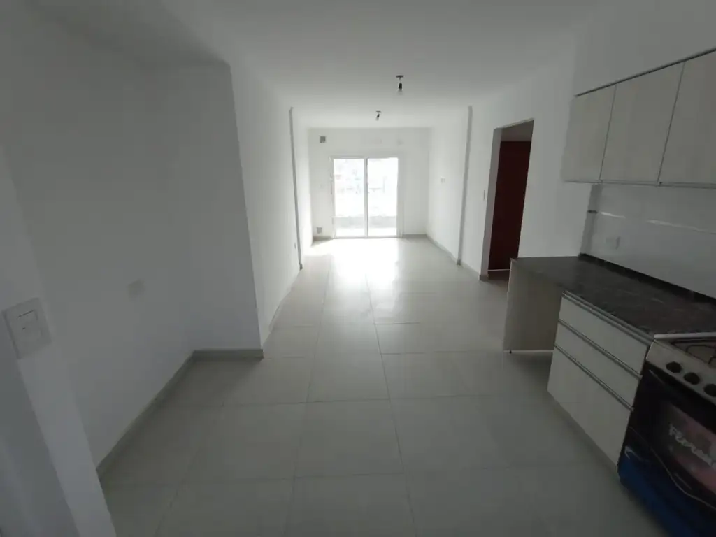 2 Y 3 AMBIENTES. COCHERAS. BAULERAS de 1 Dormitorios