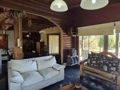 Casa 3 ambientes con 2 baños
