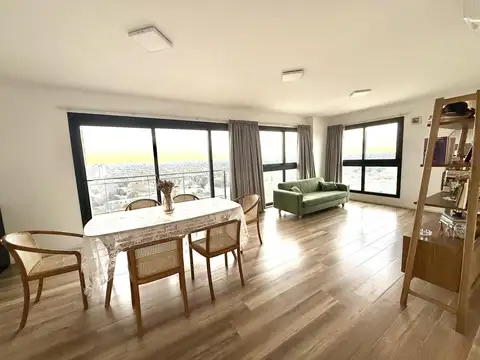 Hermoso Departamento en piso completo de 3 ambientes en Alquiler con cochera