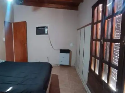 Casa en venta - 6 Dormitorios 4 Baños - Cordoba