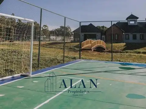 LOTE DE TERRENO 680 M2