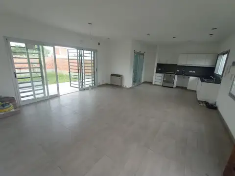 Casa en Alquiler en La Plata, $ 780.000