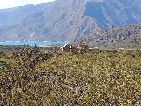 CAMPO EN VENTA EN POTRERILLOS, MENDOZA.