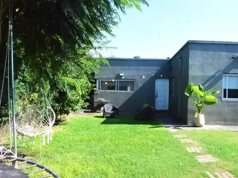 CASA EN VENTA CON PILETA EN BARRIO RUTA DEL SOL 