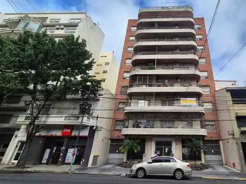 VENTA DE DEPARTAMENTO EN FLORES