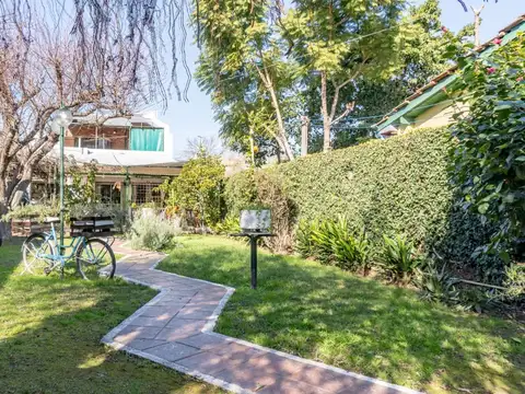 Casa 7 ambientes con 4 baños