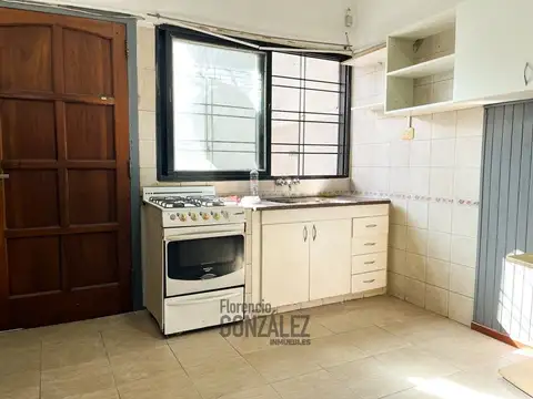 AV. MOSCONI 700, Piso 1