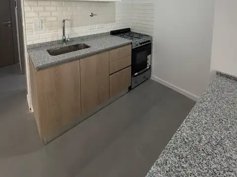 Coronel Ramón Lorenzo Falcón 4300, Piso 2