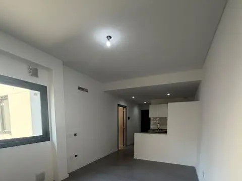 Coronel Ramón Lorenzo Falcón 4300, Piso 2