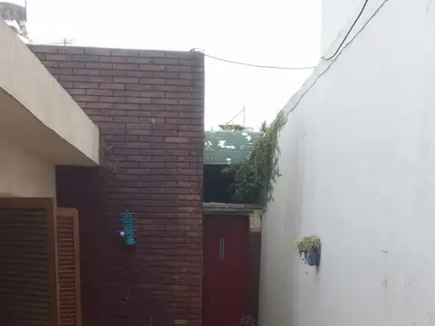 LOCAL Y VIVIENDA S/ AV. EVA PERON 3700 ZONA COMERCIAL