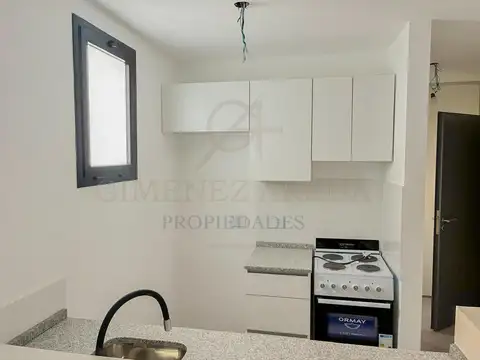 Departamento en Alquiler en Villa del Parque, $ 650.000