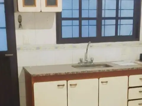 Casa en Alquiler en Ramos Mejia Sur, $ 1.200.000