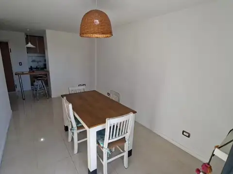 DEPAERTAMENTO 2 AMBIENTES AMUEBLADO