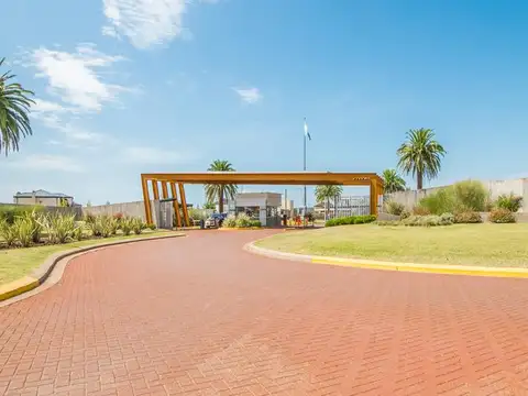 Terreno en Venta en San Sebastian, USD 230.000