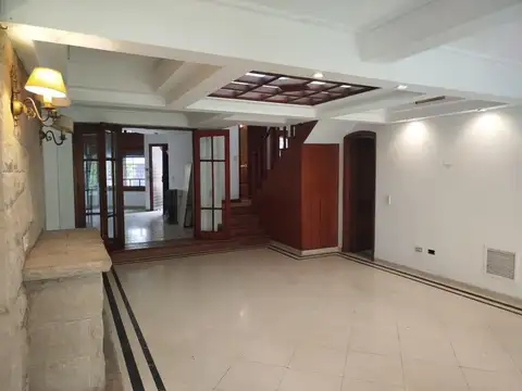 Depto Tipo Casa en Venta al Este