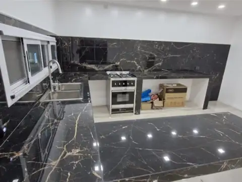 Casa en Venta en Alejandro Korn, USD 160.000