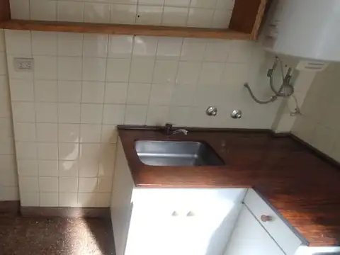 Departamento 2 ambientes con 1 baño