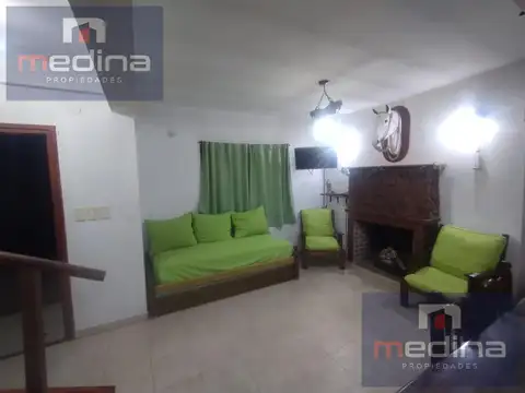 Casa en Alquiler Temporal con 1 cochera