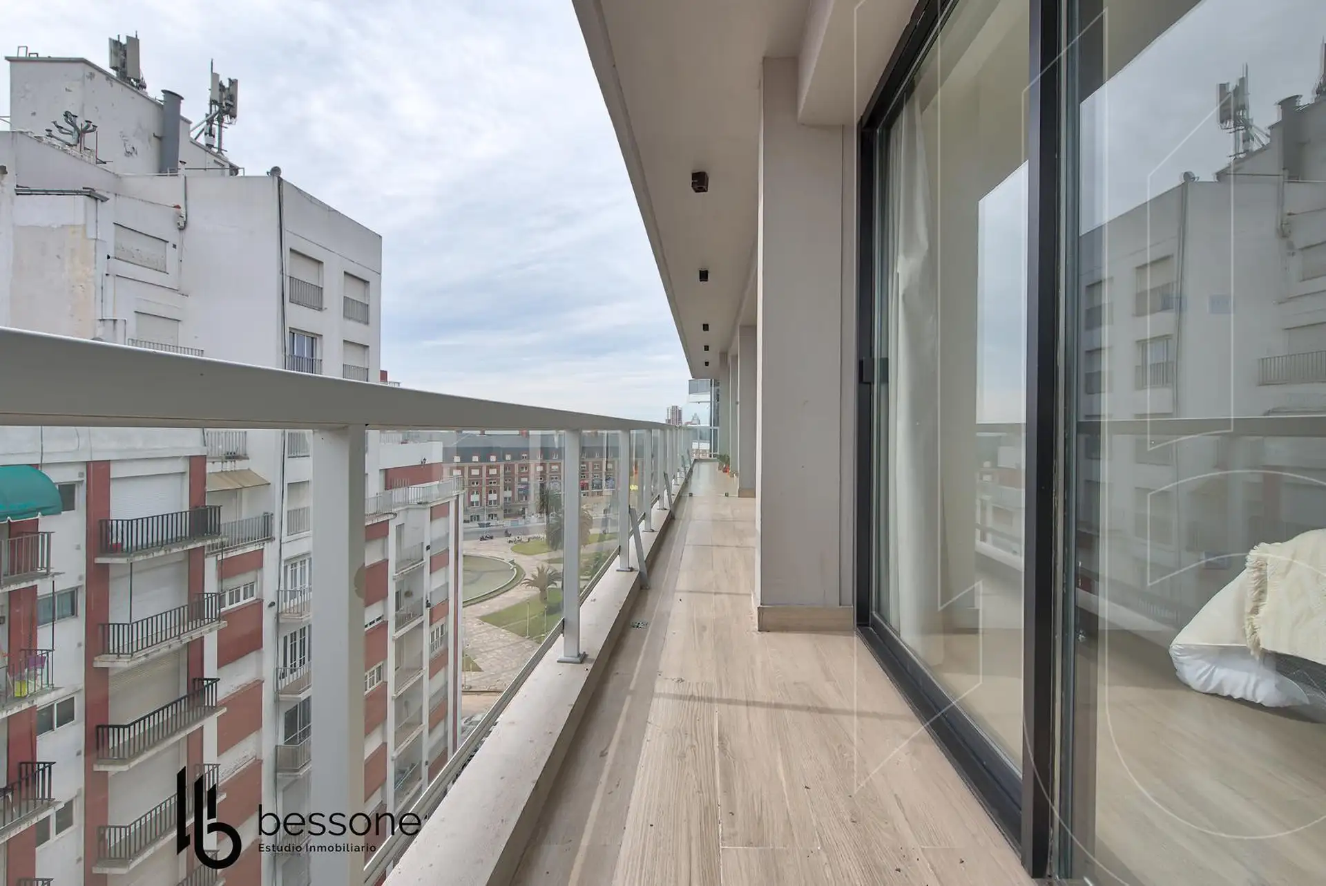 Departamento 2 Ambientes a Estrenar con Balcón Edificio Noveccento