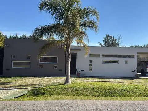 Casa en Alquiler de 3 dormitorios