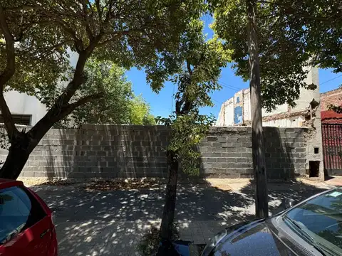 Terreno en Venta en Alto Alberdi, USD 190.000