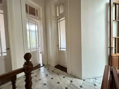 Depto Tipo Casa 4 ambientes con 2 baños
