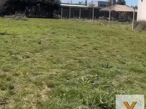 Rincón de Asís -167 e/ 71 y 72