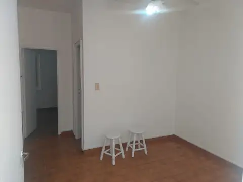Depto Tipo Casa en Alquiler de 1 dormitorio