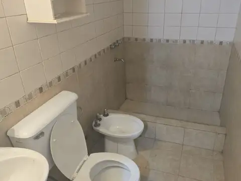 Depto Tipo Casa en Alquiler de 2 ambientes