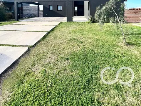 Venta Casa San Sebastián / Al Lago - Área 8