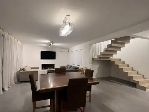 Venta Casa San Sebastián / Al Lago - Área 8