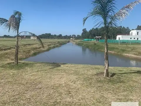 Cañuelas Park
