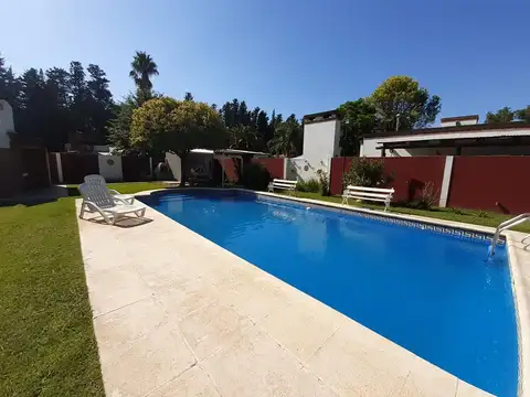 Casa en Alquiler Temporal en Funes, $ 2.100.000