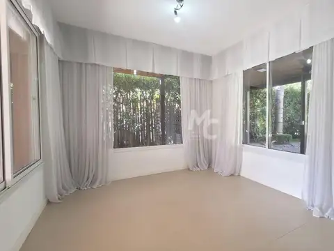 Casa Monoambiente con 3 baños