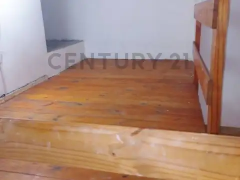 Venta de PH 2 Ambientes con Sótano, Entrada Independiente y Patio