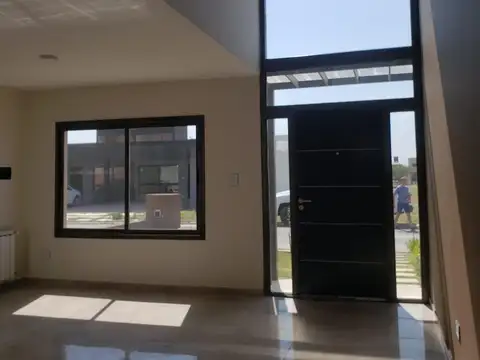 Casa en Venta en San Ignacio Village, USD 185.000