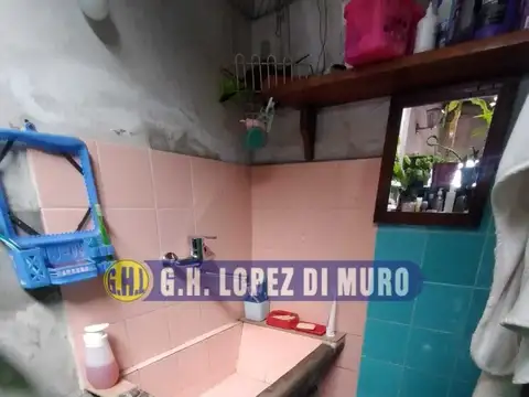 DEPARTAMENTO 3 AMBIENTES EN 2° PISO POR ESCALERA CON PATIO Y PATIO-TERRAZA CON PARRILLA