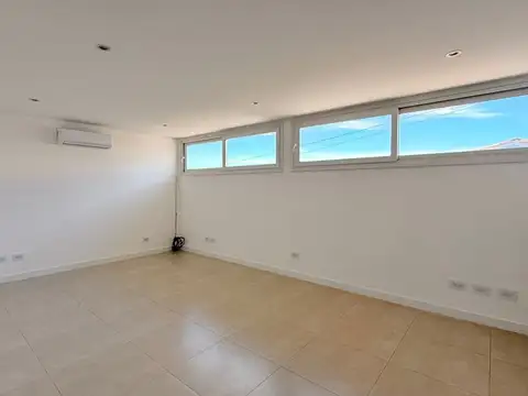 Oficina en Alquiler en San Jose, $ 600.000