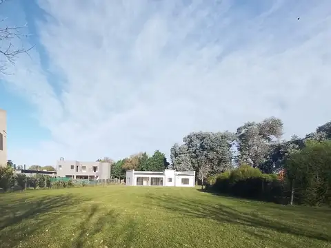 Almirante Guillermo Brown 2100