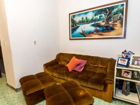 Depto Tipo Casa 4 ambientes con 1 baño