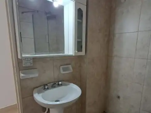 Departamento en Olivos-Vias/Rio