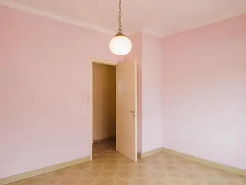 Casa 2 ambientes con 1 baño